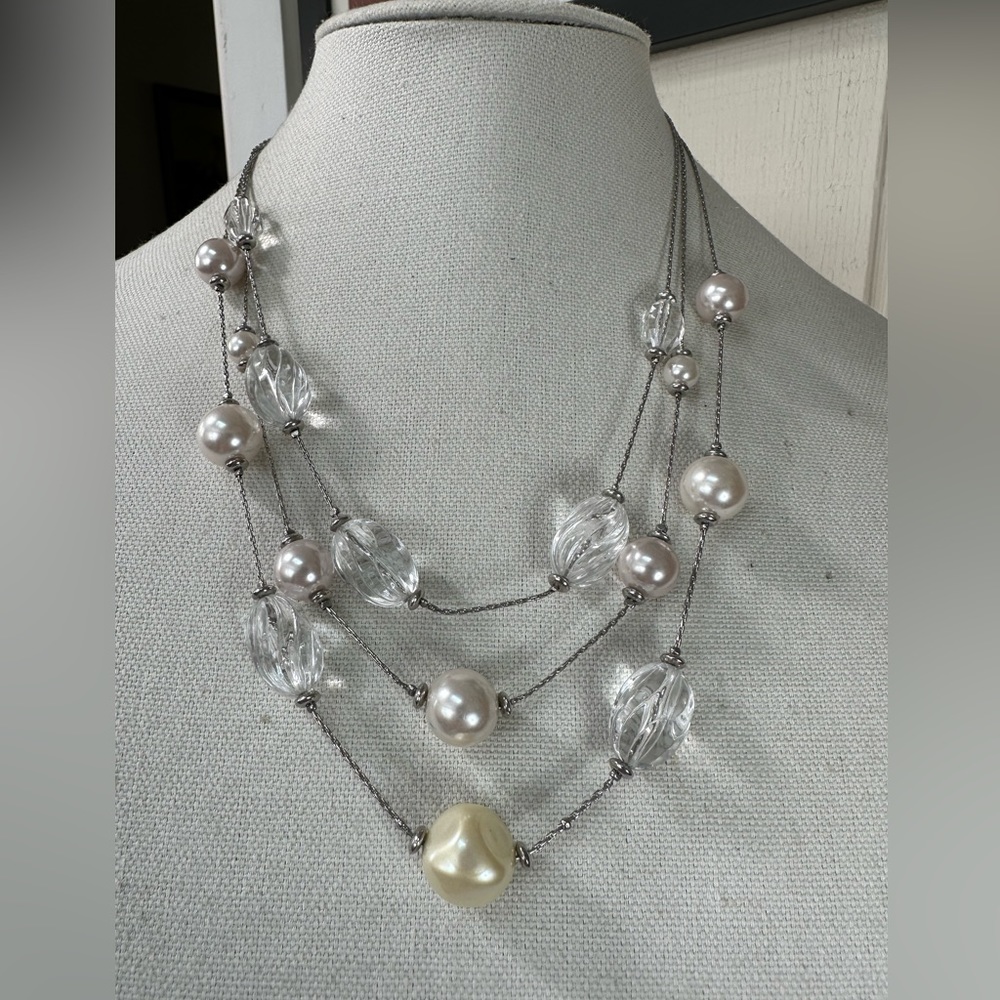 Multi strand silvertone pearl bead and clear bead necklace